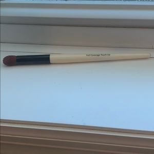 Bobbi brown full coverage touch up brush